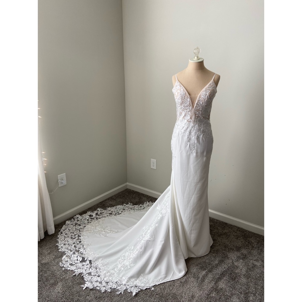 Boho Mermaid Wedding Dress with Lace Train